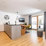 Rainer - Mittendrin *