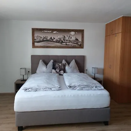 Rainer - Mittendrin Apartment Soll