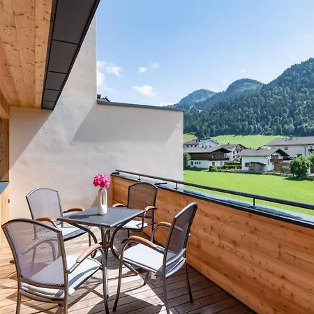 Rainer - Mittendrin Apartment Söll