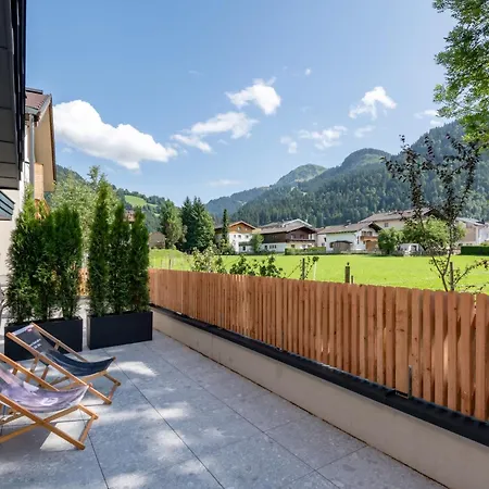 Rainer - Mittendrin * Söll